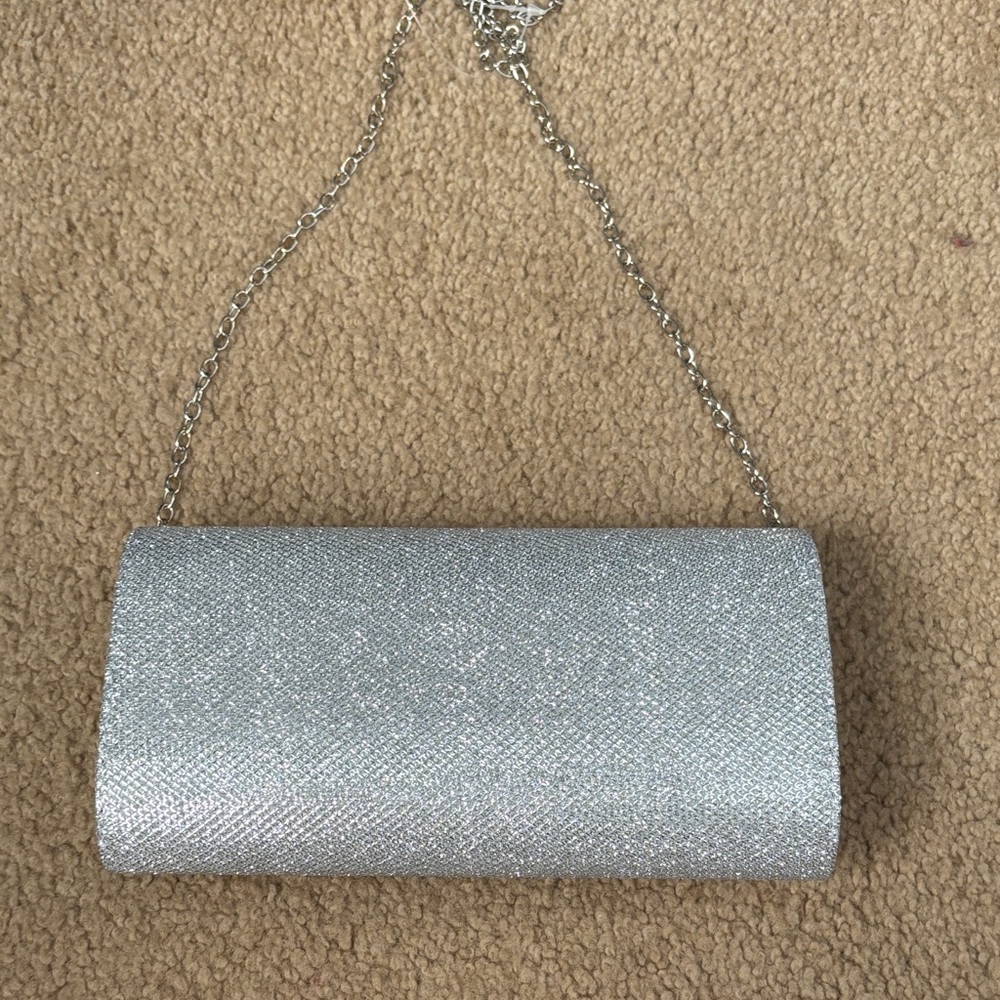 NWT Silver Sparkly Clutch w/ Silver Chain Strap - Picture 6 of 13